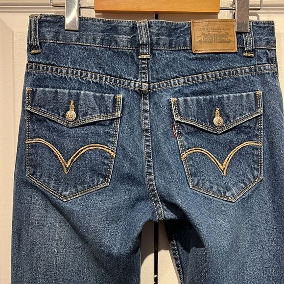 Levi’s Straight Leg Jeans Size 14 (juniors) See measurements‎ - Picture 7 of 12